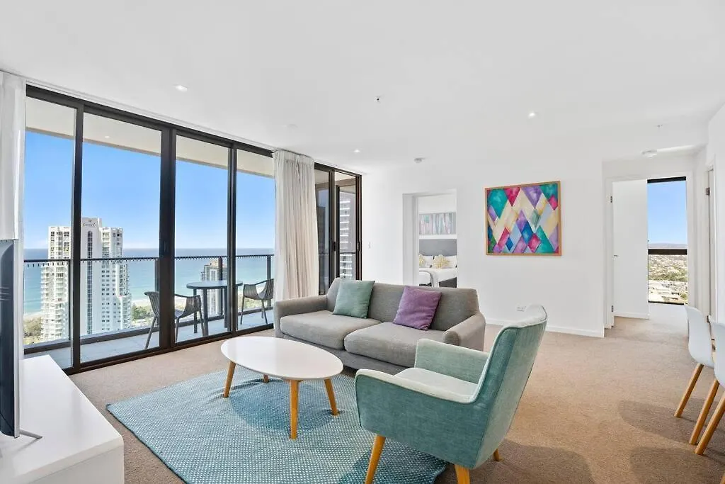 Breezy Seaview 2Br Apt In Broadbeach Gold Coast Ausztrália