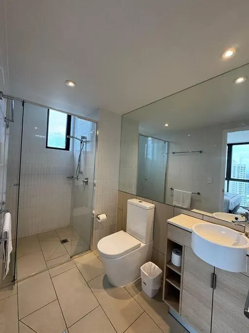 Apartman Breezy Seaview 2Br Apt In Broadbeach Gold Coast Ausztrália